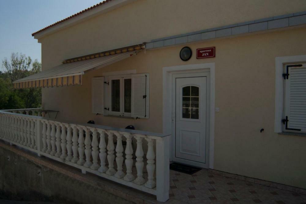 Kuret Apartment *