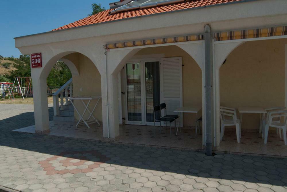 Kuret Apartment Lopar
