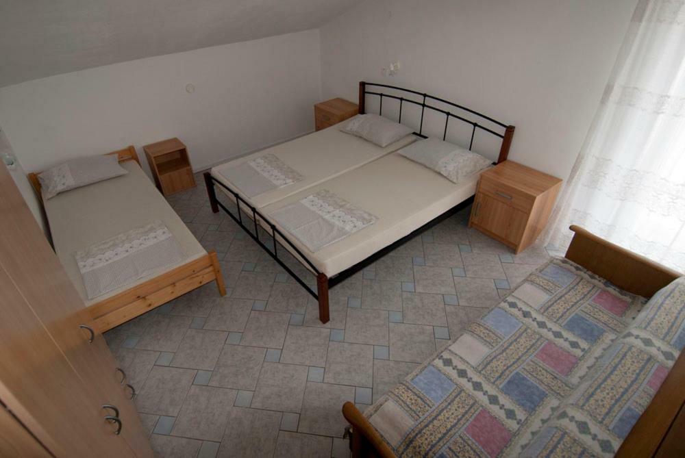Apartment Kuret Lopar